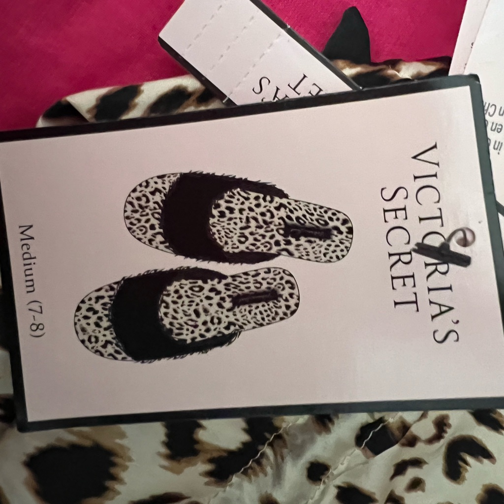 Vs Slippers Brand New